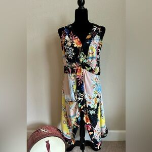 Orange and Blue Plunge Neck Sleeveless, Hi-Lo NY&Co., size M